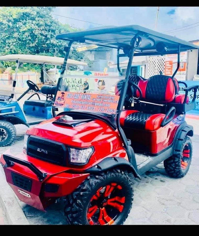 Coastal Bay Suite & Golf Cart Rental サン・ペドロ エクステリア 写真